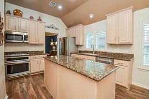 15311 Truslow Point Ln, Sugar Land, TX 77478 - Photo 10