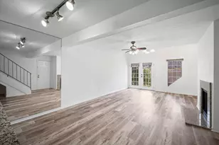 2425 Holly Hall St, Houston, TX 77054 - Photo 6