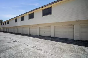 2425 Holly Hall St, Houston, TX 77054 - Photo 22