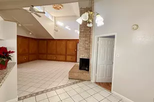 13034 Birch Grove Dr, Houston, TX 77099 - Photo 16