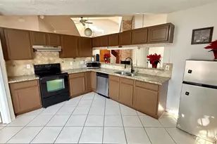 13034 Birch Grove Dr, Houston, TX 77099 - Photo 6