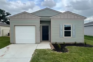 2520 18th St, Hempstead, TX 77445 - Photo 2