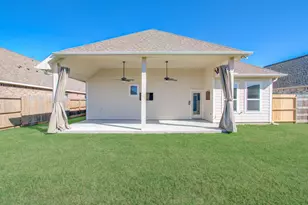 610 Rain Cloud Dr, Baytown, TX 77523 - Photo 36