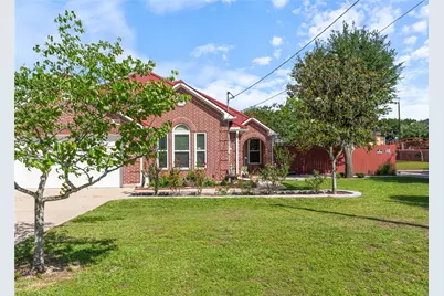 2610 School Street, Needville, TX 77461 - Photo 2