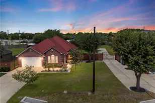 2610 School St, Needville, TX 77461 - Photo 6