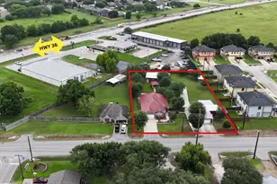 2610 School St, Needville, TX 77461 - Photo 2