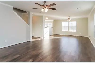 12919 Belmont Legend Court, Houston, TX 77047 - Photo 2