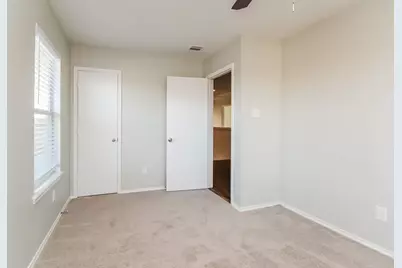 12919 Belmont Legend Court, Houston, TX 77047 - Photo 14