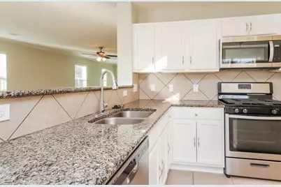 12919 Belmont Legend Court, Houston, TX 77047 - Photo 8