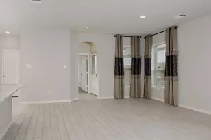 12303 Sterling Oak Dr, Houston, TX 77044 - Photo 6