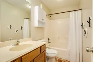 130 Pin Oak Dr, Angleton, TX 77515 - Photo 36