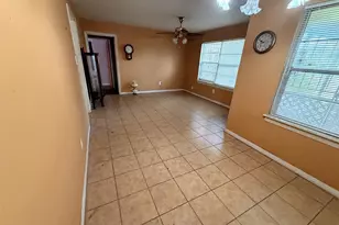 5902 Leon St, Houston, TX 77009 - Photo 4