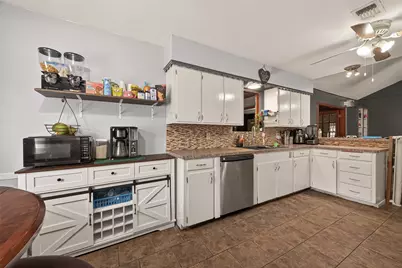 9771 Rambling Trail, Houston, TX 77089 - Photo 8