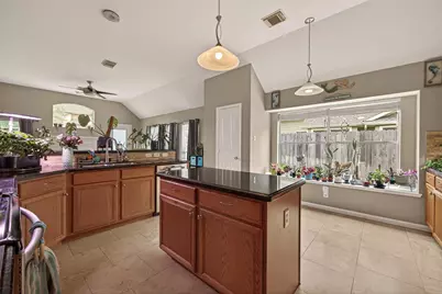 8111 Clarion Way, Houston, TX 77040 - Photo 8