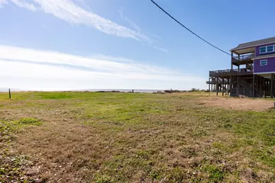 981 Marjorie, Gilchrist, TX 77617 - Photo 1