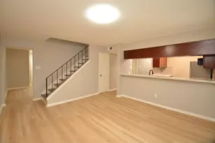 76 W Park West Dr, Houston, TX 77072 - Photo 6