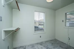 505 E 32nd St, Houston, TX 77018 - Photo 12