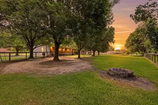 11966 Louis Dr, Beaumont, TX 77705 - Photo 2