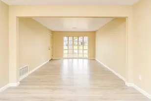 1135 Canterdale St, Houston, TX 77047 - Photo 8