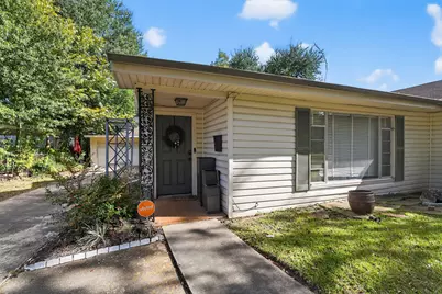 2850 Lakeview Circle, Beaumont, TX 77703 - Photo 2