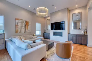 5521 Kiam St, Houston, TX 77007 - Photo 16