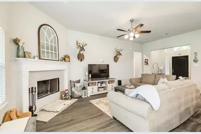 2337 Shalmar Drive, West Columbia, TX 77486 - Photo 12