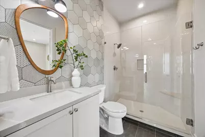 5314 Evergreen Street, Bellaire, TX 77401 - Photo 18