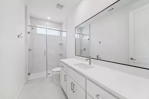 1321 Alexander St, Houston, TX 77008 - Photo 22