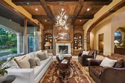 327 E Friar Tuck Lane, Houston, TX 77024 - Photo 8