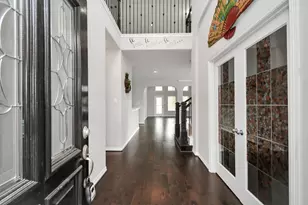 3803 May Ridge Ln, Sugar Land, TX 77479 - Photo 4