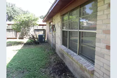 7515 Muirwood Lane, Houston, TX 77041 - Photo 38
