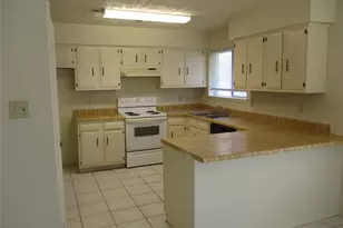 7515 Muirwood Ln, Houston, TX 77041 - Photo 2