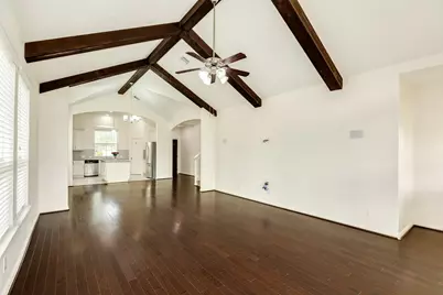 101 Long Meadow Ct, Clute, TX 77531 - Photo 16