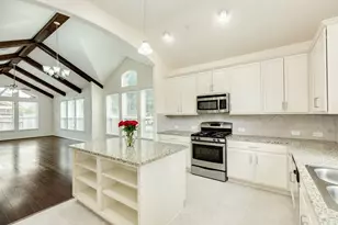 101 Long Meadow Ct, Clute, TX 77531 - Photo 20