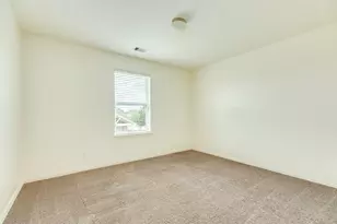 101 Long Meadow Ct, Clute, TX 77531 - Photo 32