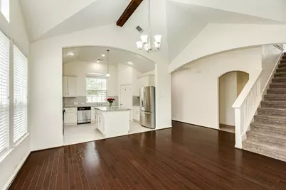 101 Long Meadow Ct, Clute, TX 77531 - Photo 10