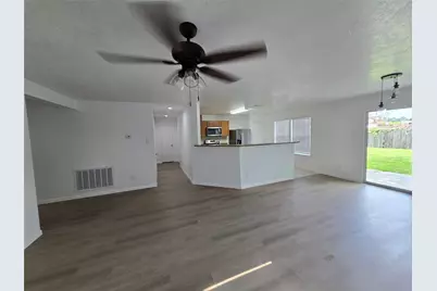 427 Remington Heights Drive, Houston, TX 77073 - Photo 16