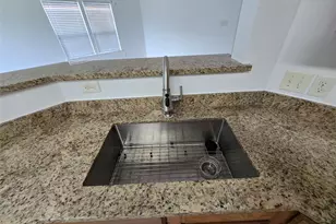 427 Remington Heights Dr, Houston, TX 77073 - Photo 12