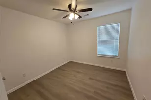 427 Remington Heights Dr, Houston, TX 77073 - Photo 6