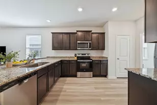 25033 Authors Dr, Magnolia, TX 77355 - Photo 4