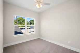 8016 Willow St, Houston, TX 77088 - Photo 16