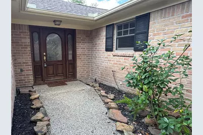 5435 Mossy Timbers Drive, Humble, TX 77346 - Photo 2