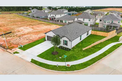 3635 Overton Lane, Conroe, TX 77304 - Photo 2