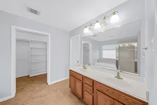 5811 Vineyard Hill Dr, Pearland, TX 77581 - Photo 24