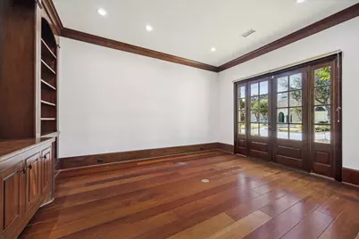 210 Glenwood Drive, Houston, TX 77007 - Photo 8