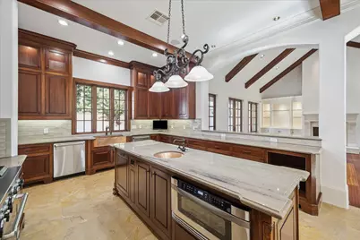 210 Glenwood Drive, Houston, TX 77007 - Photo 12