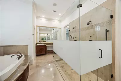 210 Glenwood Drive, Houston, TX 77007 - Photo 16