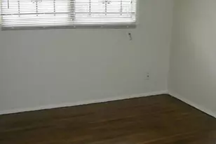 4423 Knotty Oaks Trail, Houston, TX 77045 - Photo 10