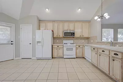 5602 Eagle Sky Boulevard, Katy, TX 77449 - Photo 18