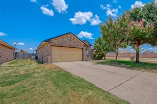 5602 Eagle Sky Blvd, Katy, TX 77449 - Photo 2
